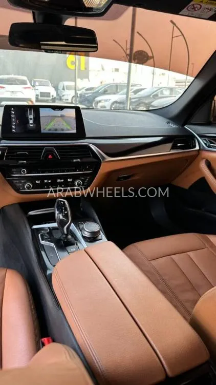 BMW 5 series 2018 for Sale in Ajman Image-9