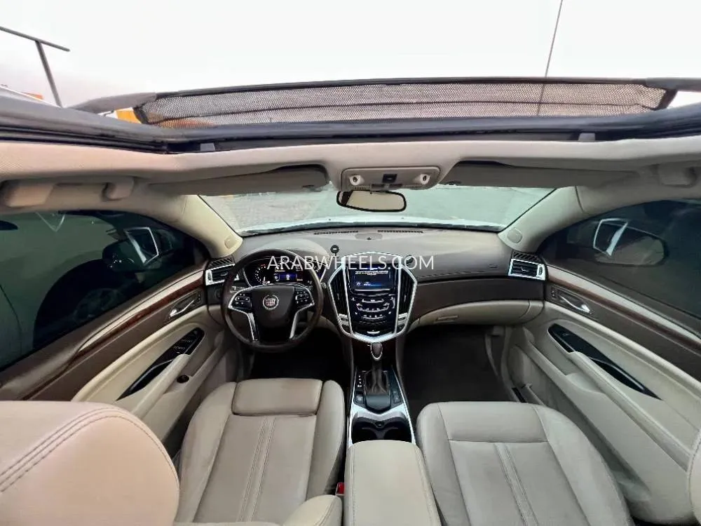 Cadillac SRX 2016 for Sale in Sharjah Image-5