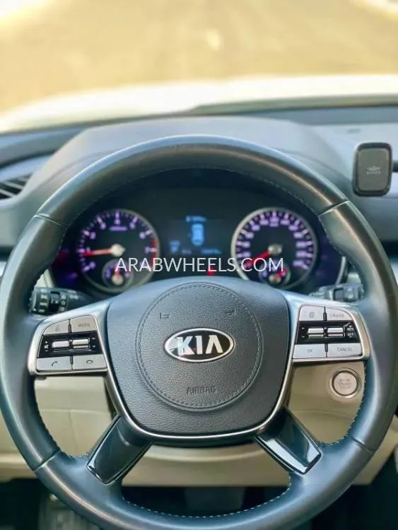 Kia Telluride 2020 for Sale in Sharjah Image-7