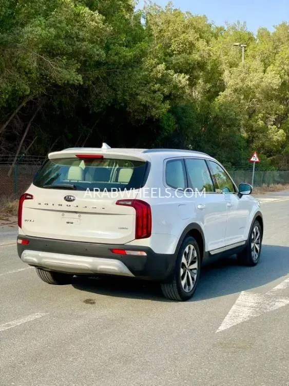 Kia Telluride 2020 for Sale in Sharjah Image-11