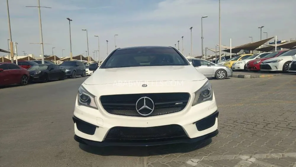 مرسيدس بنز CLA 2015 for Sale in الشارقة Image-2