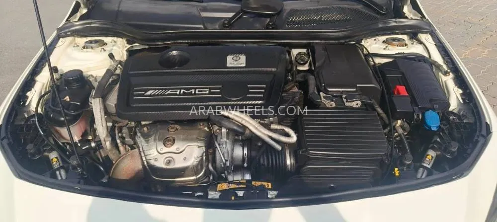 مرسيدس بنز CLA 2015 for Sale in الشارقة Image-3