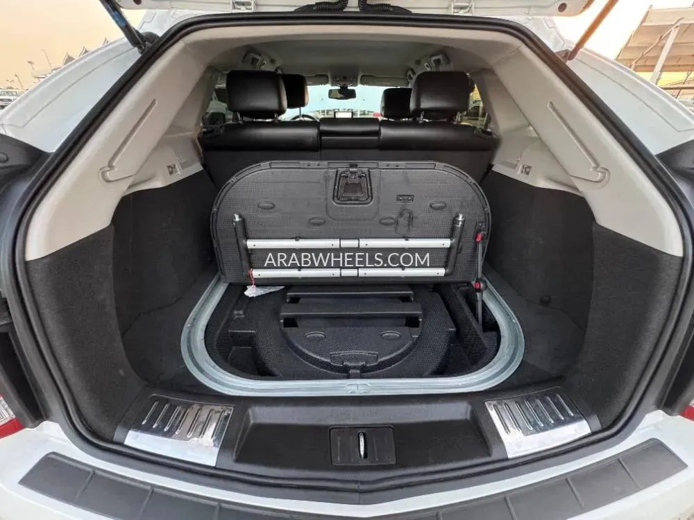 Cadillac SRX 2013 for Sale in Dubai Image-15