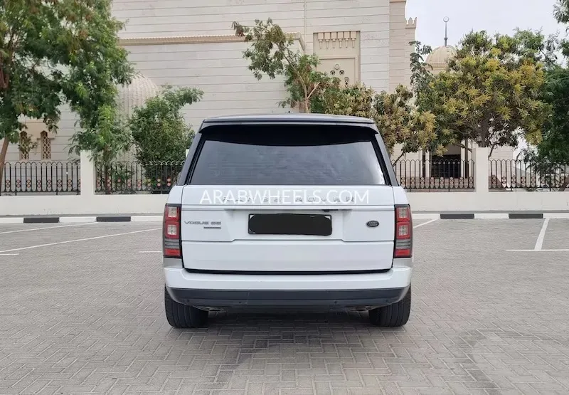 Land Rover Range Rover 2014 for Sale in Dubai Image-16
