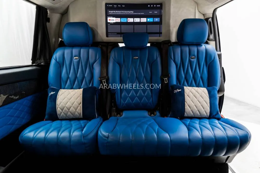 Mercedes Benz V Class 2022 for Sale in Dubai Image-9