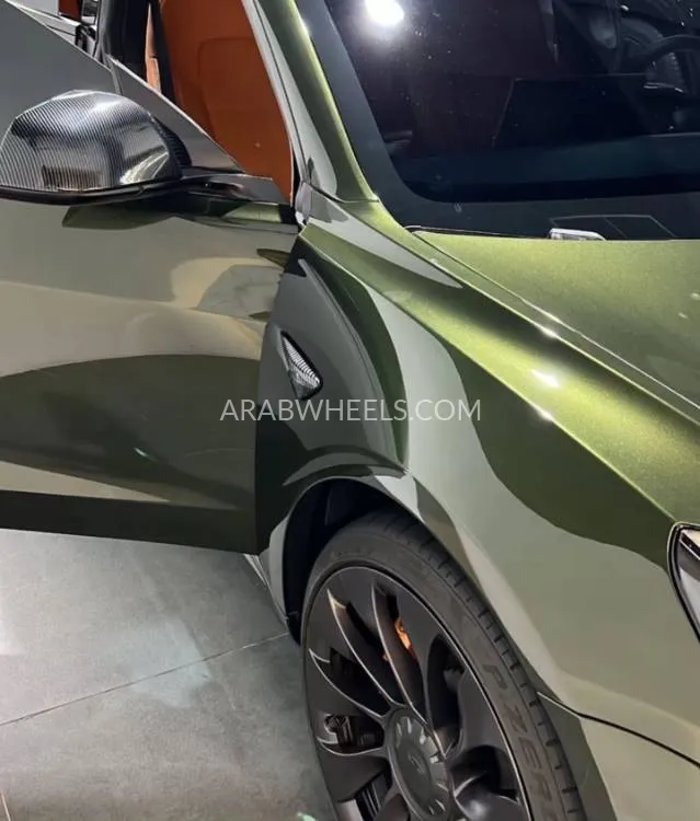 Tesla Model 3 2021 for Sale in Sharjah Image-4