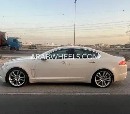 Jaguar XF 2010 for Sale in Dubai Image-6