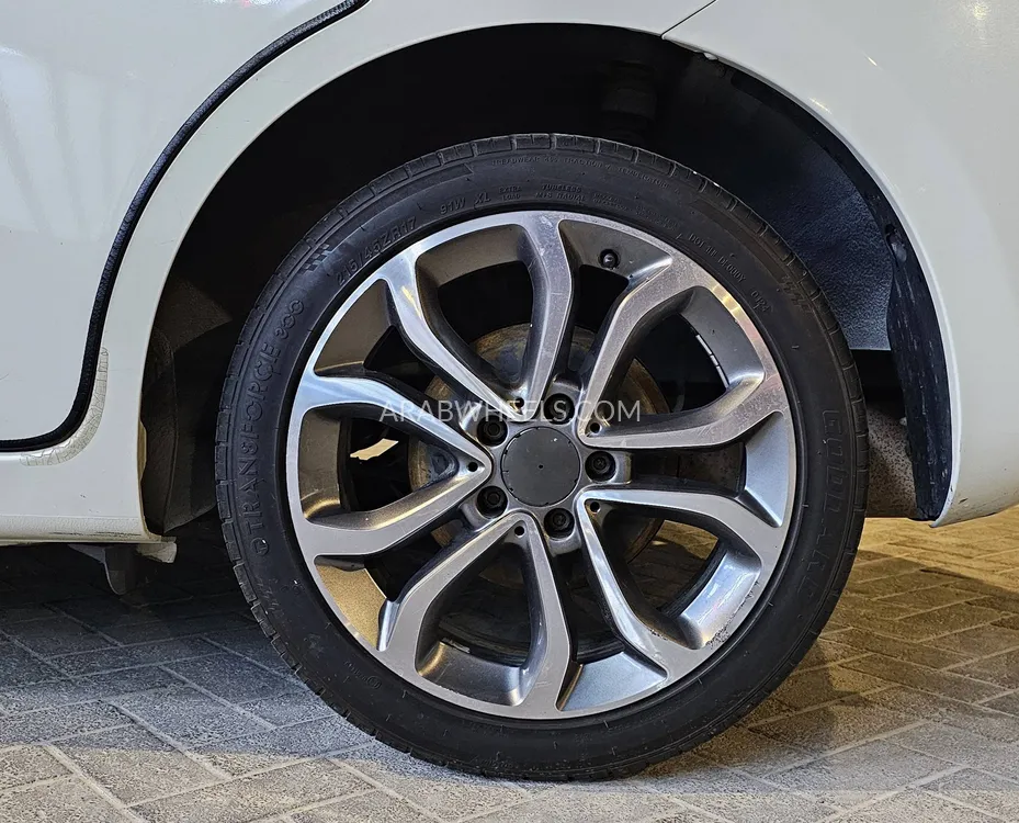 نيسان تييدا 2015 for Sale in أبو ظبي Image-7