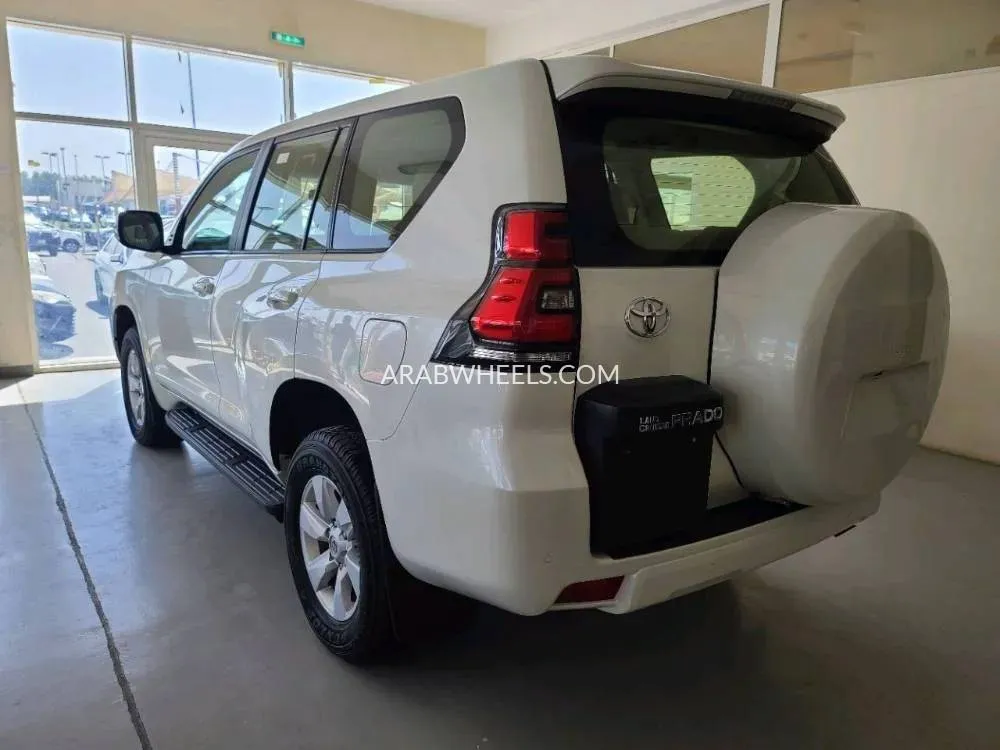 Toyota Land Cruiser Prado 2020 for Sale in Sharjah Image-11