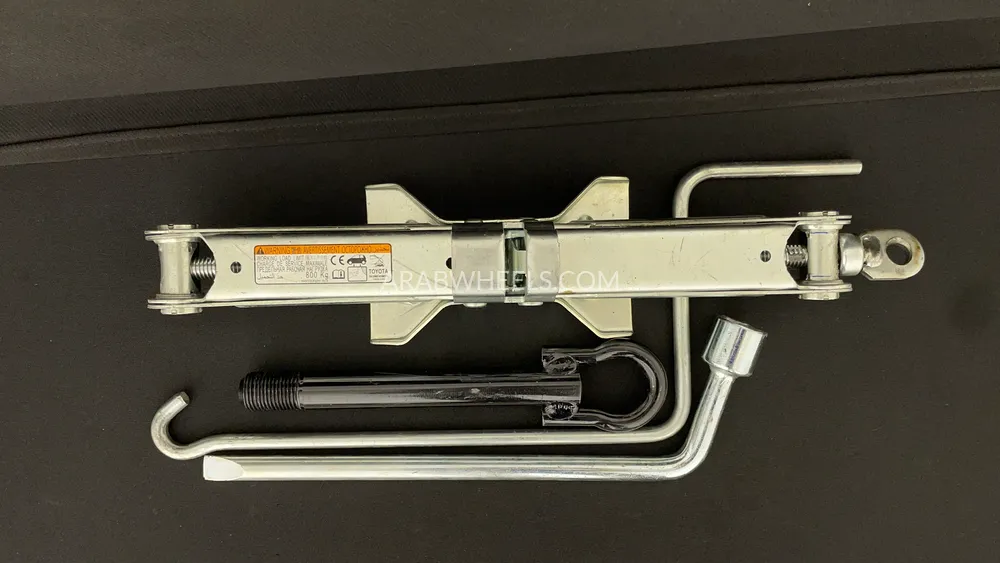 Toyota Yaris 2023 for Sale in Dubai Image-27