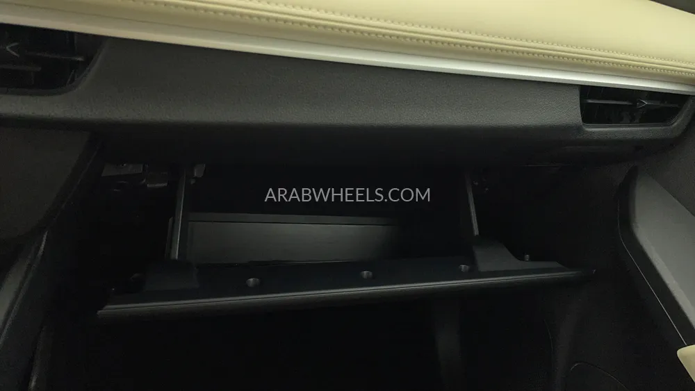 Toyota Yaris 2023 for Sale in Dubai Image-28