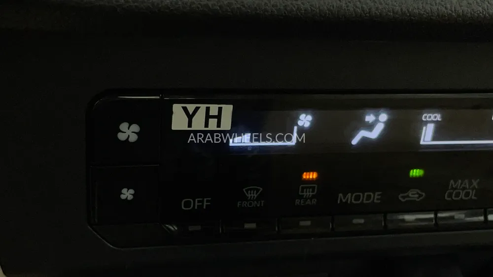 Toyota Yaris 2023 for Sale in Dubai Image-35