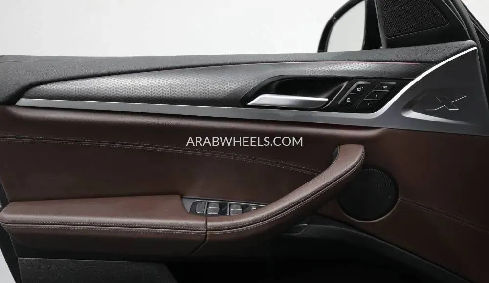 بي إم دبليو X4 2020 for Sale in الشارقة Image-7