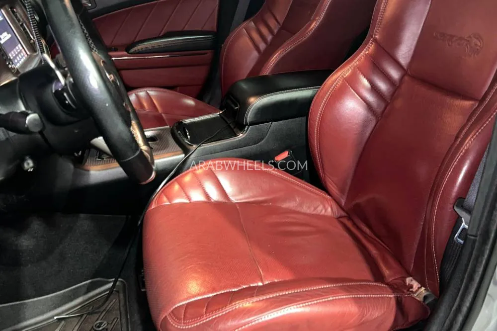 دودج تشارجر 2019 for Sale in أبو ظبي Image-2