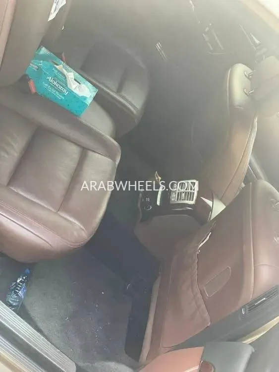 Mercedes Benz S Class 2010 for Sale in Al Ain Image-5