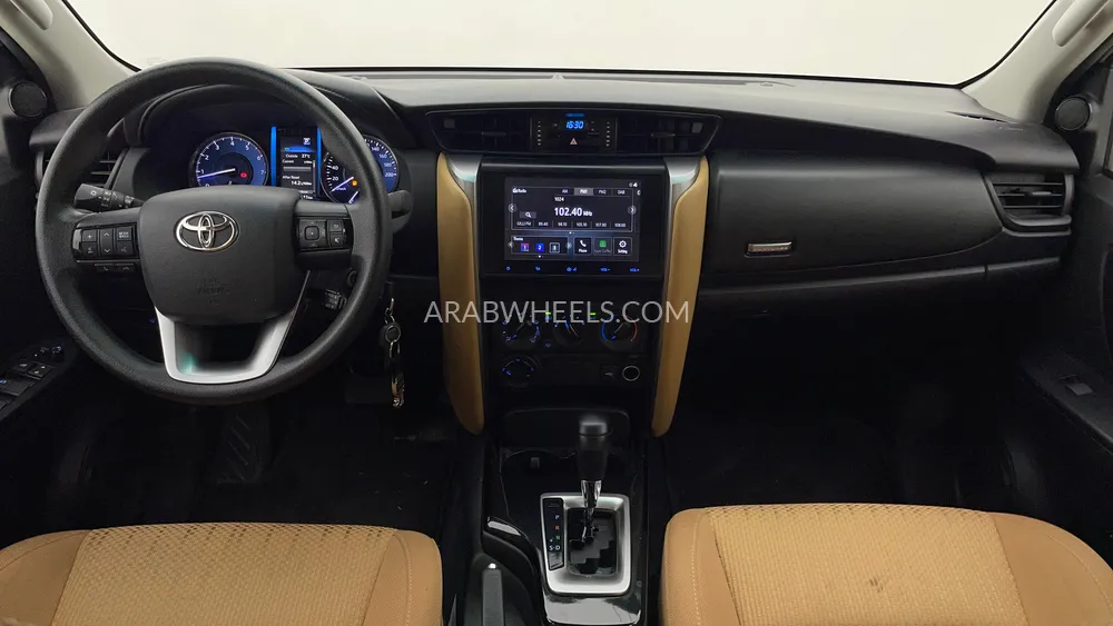 Toyota Fortuner 2024 for Sale in Dubai Image-12