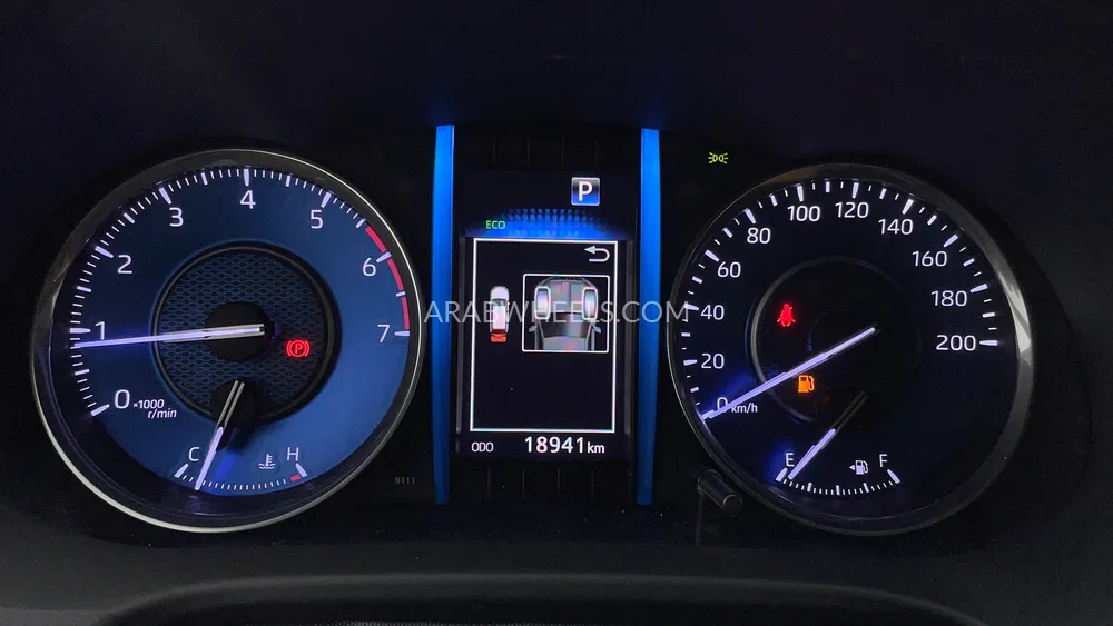 Toyota Fortuner 2024 for Sale in Dubai Image-13