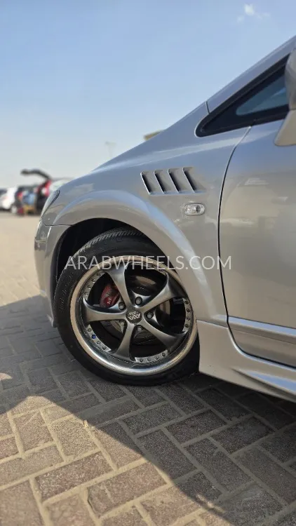 Honda Civic 2006 for Sale in Sharjah Image-20