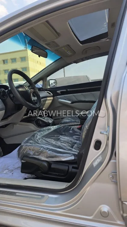 Honda Civic 2006 for Sale in Sharjah Image-14