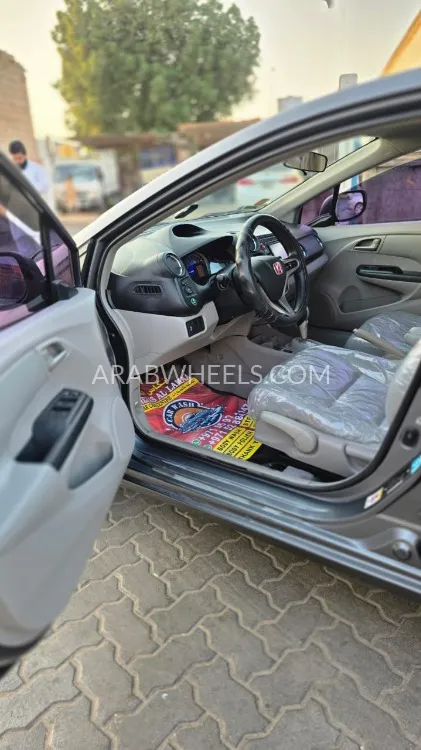 Honda E 2011 for Sale in Sharjah Image-5
