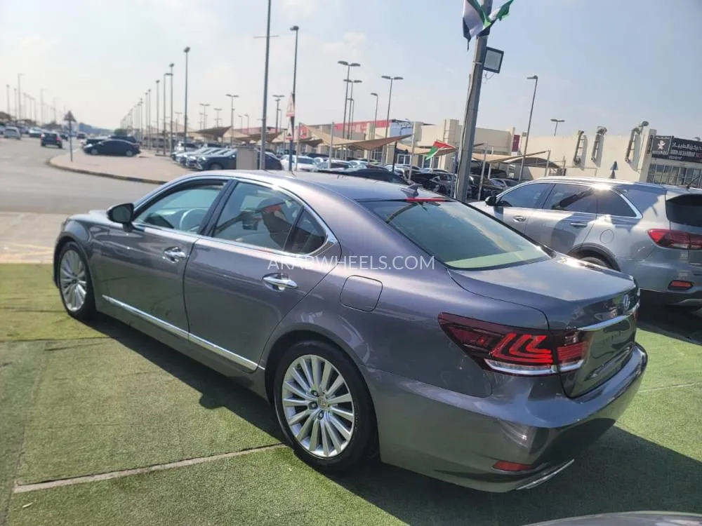 Lexus LS 2013 for Sale in Dubai Image-3