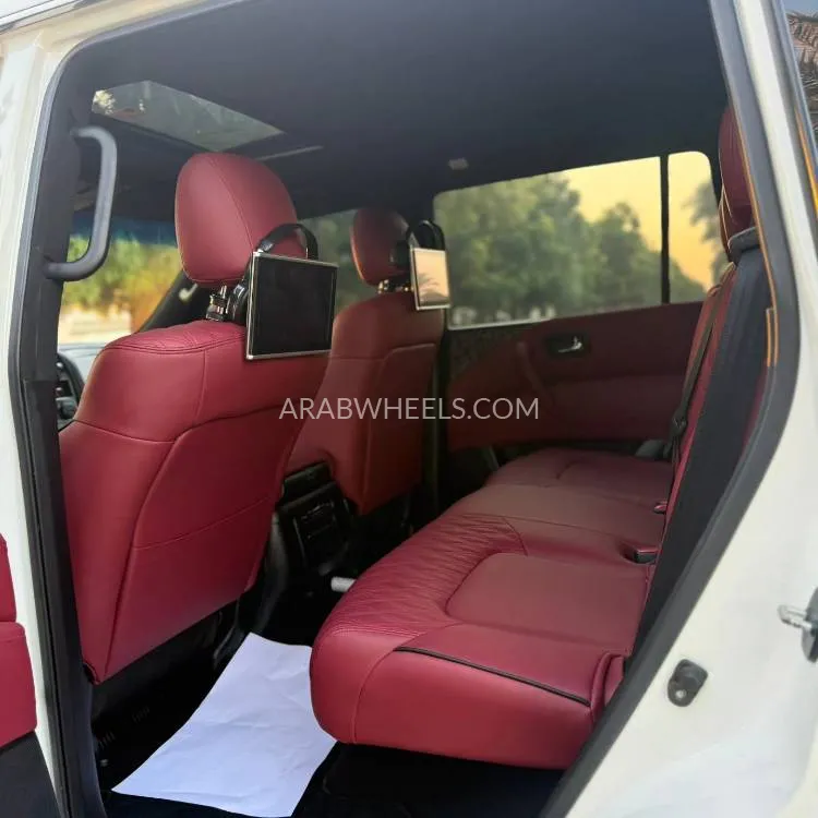 Nissan Patrol 2017 for Sale in Sharjah Image-7