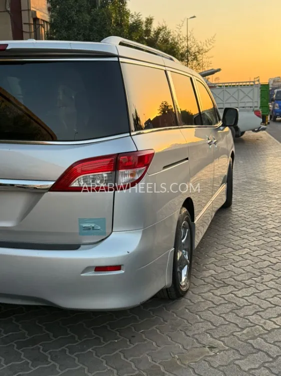 Nissan Quest 2012 for Sale in Sharjah Image-9