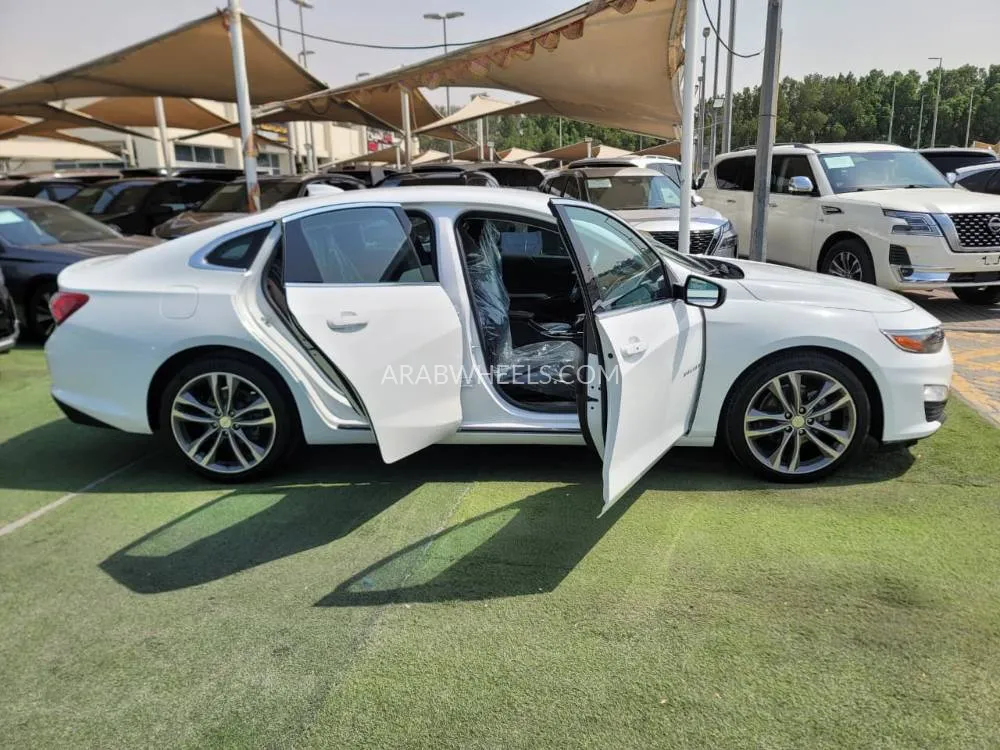Chevrolet Malibu 2022 for Sale in Dubai Image-6
