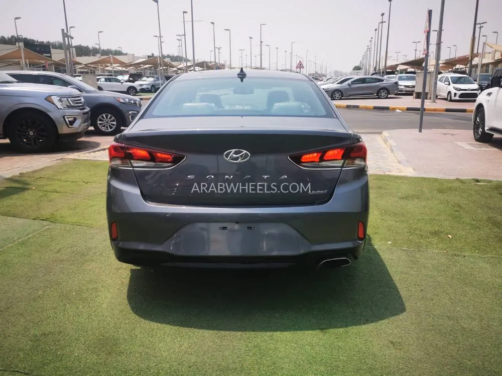 هيونداي سوناتا 2018 for Sale in دبي Image-7