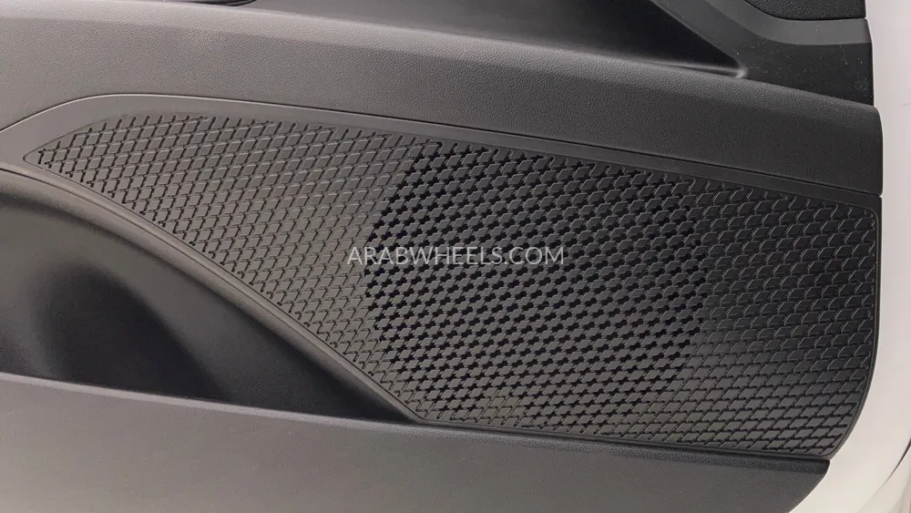 Hyundai Elantra 2023 for Sale in Dubai Image-22