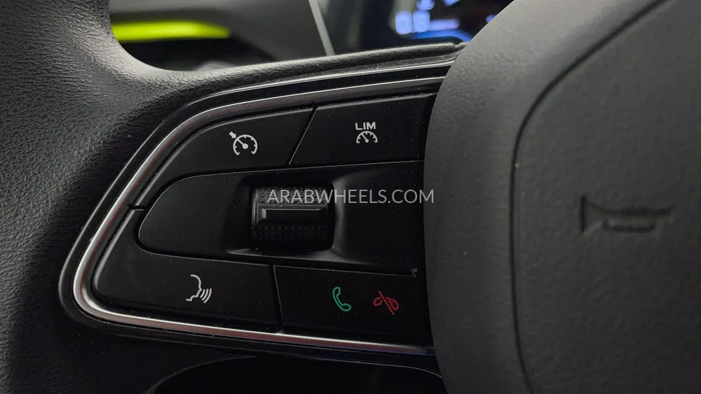 Geely Coolray 2025 for Sale in Dubai Image-40