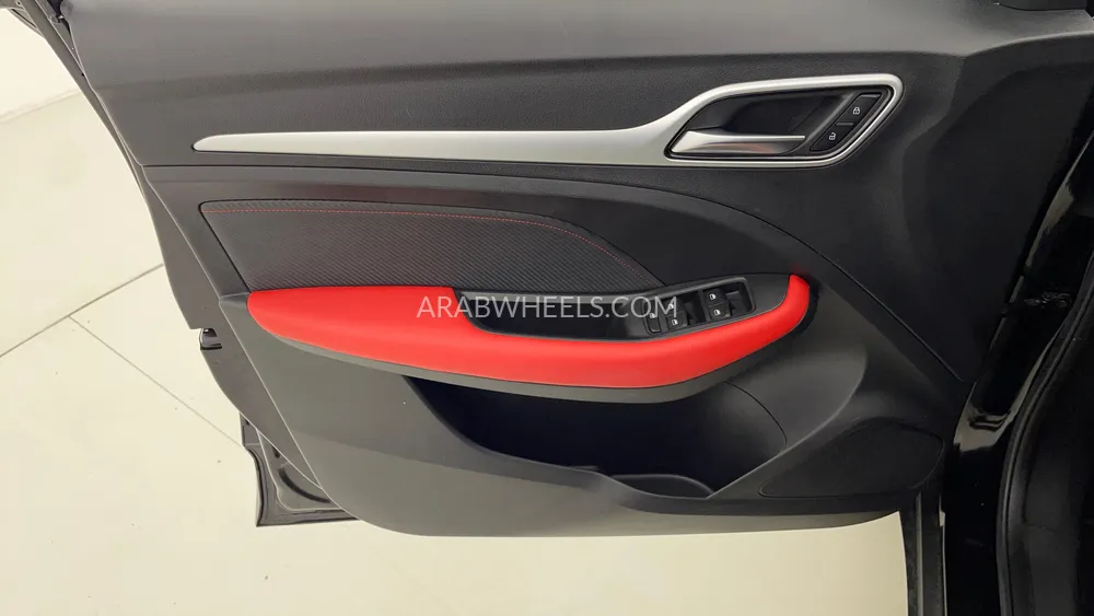 MG ZS 2023 for Sale in Dubai Image-21