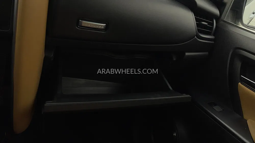 تويوتا فورتشنر 2024 for Sale in دبي Image-29