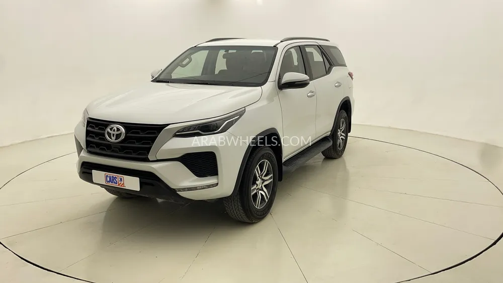 Toyota Fortuner 2024 for Sale in Dubai Image-7