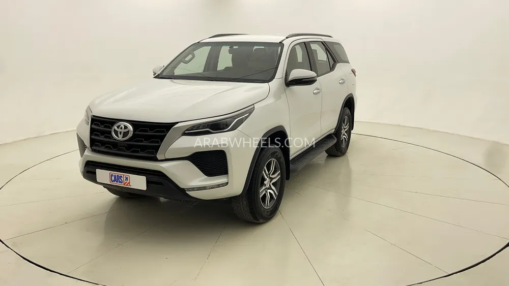 Toyota Fortuner 2024 for Sale in Dubai Image-7