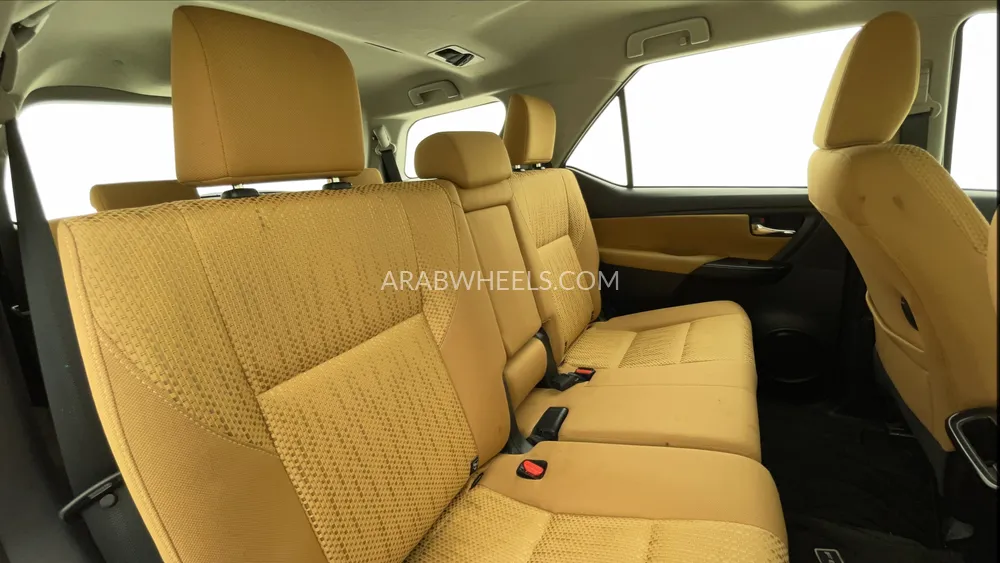 Toyota Fortuner 2024 for Sale in Dubai Image-24