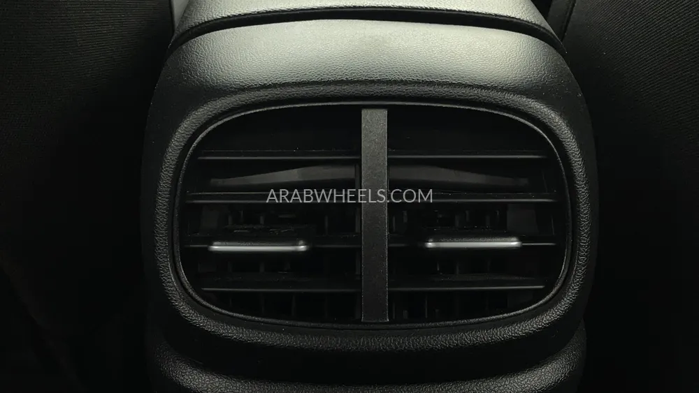 Hyundai Elantra 2023 for Sale in Dubai Image-23