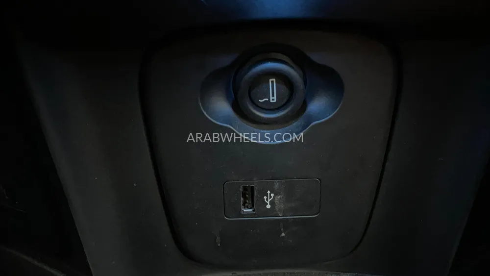 Mini Cooper 2023 for Sale in Dubai Image-52