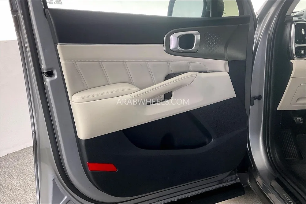 Kia Sorento 2022 for Sale in Sharjah Image-19