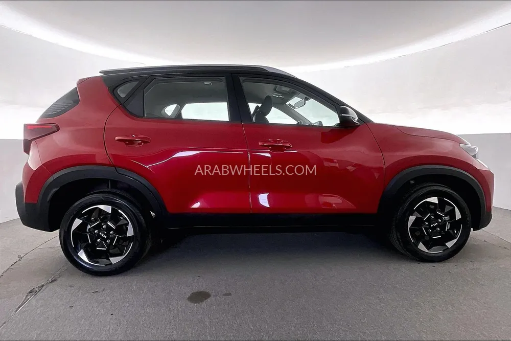 Kia Sonet 2024 for Sale in Sharjah Image-8