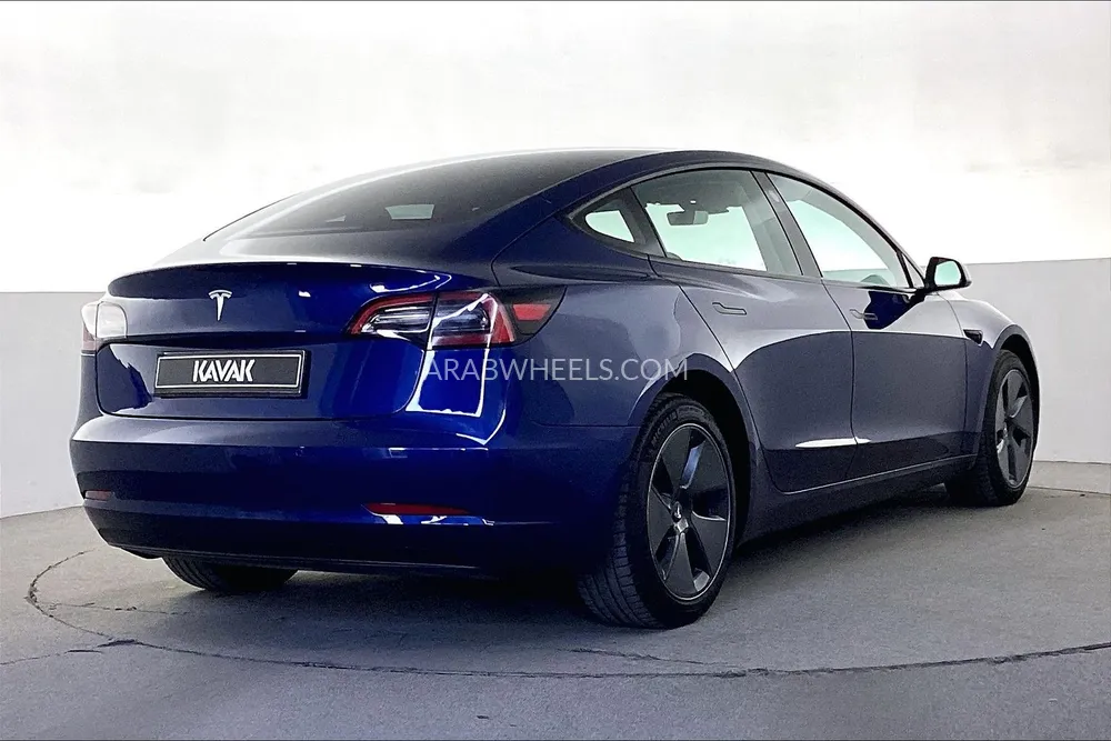 Tesla Model 3 2023 for Sale in Sharjah Image-6