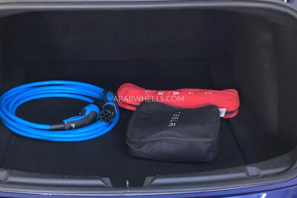 Tesla Model 3 2023 for Sale in Sharjah Image-16