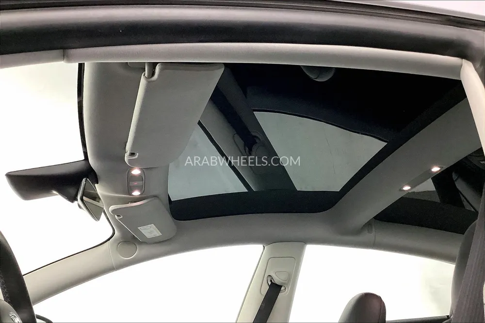 Tesla Model 3 2023 for Sale in Sharjah Image-19