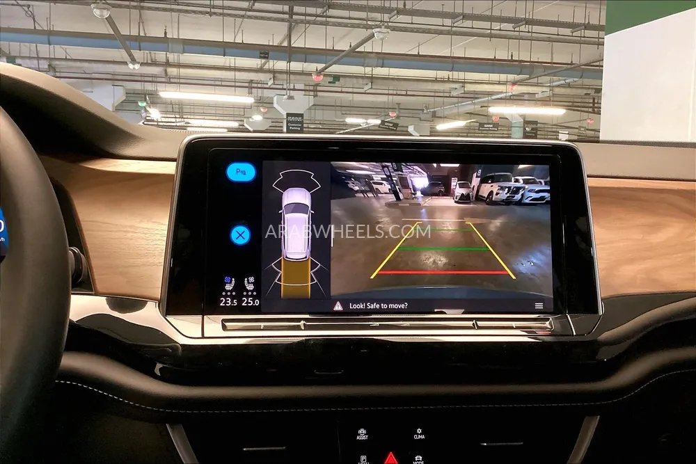 Volkswagen Teramont 2024 for Sale in Sharjah Image-17