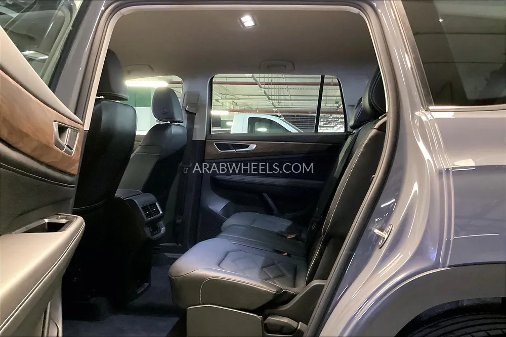 Volkswagen Teramont 2024 for Sale in Sharjah Image-24