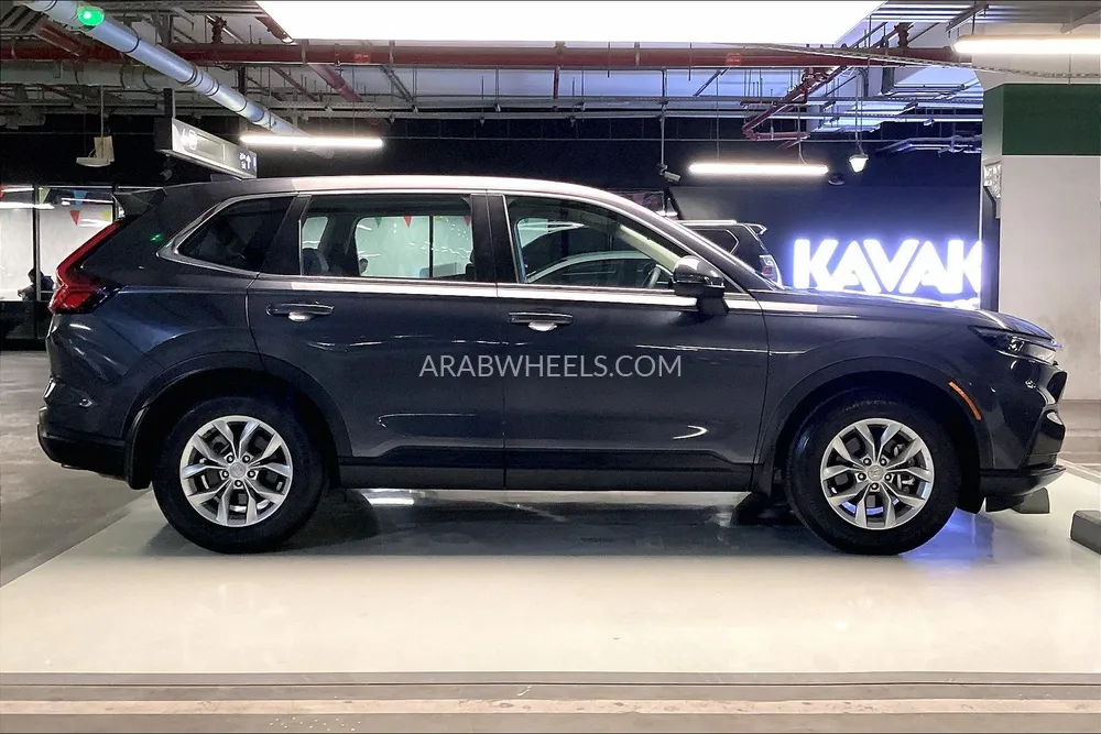 هوندا سي آر-في 2024 for Sale in الشارقة Image-7