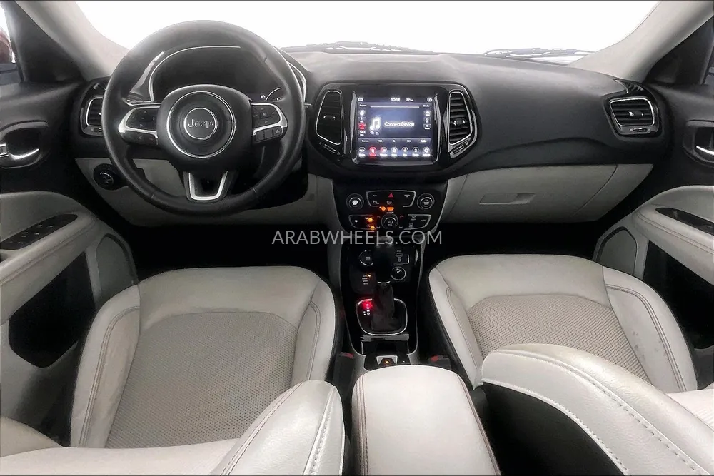 Jeep Compass 2019 for Sale in Sharjah Image-11
