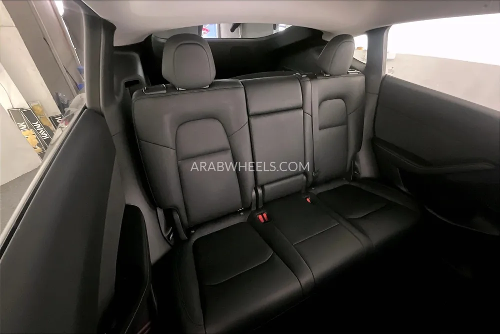 Tesla Model Y 2023 for Sale in Sharjah Image-28