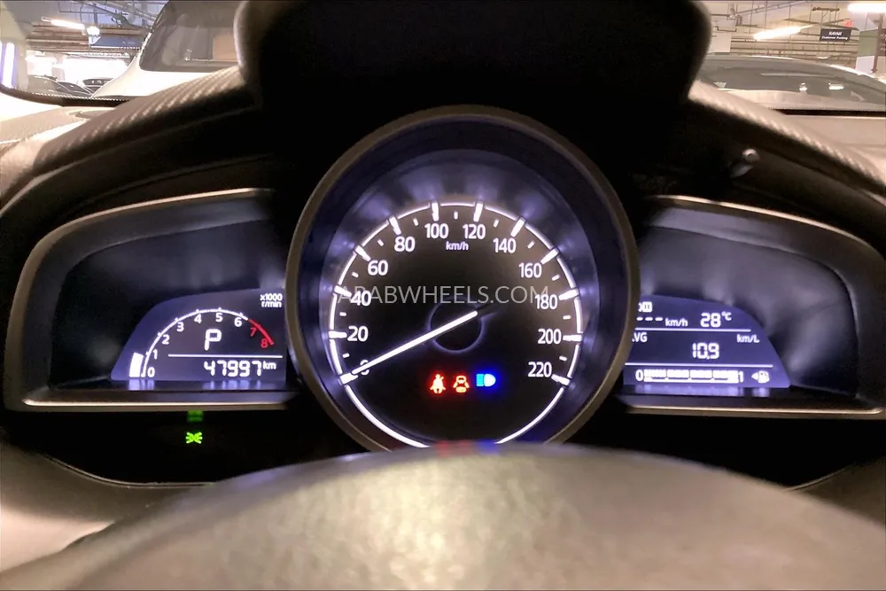 Mazda CX 3 2024 for Sale in Dubai Image-12