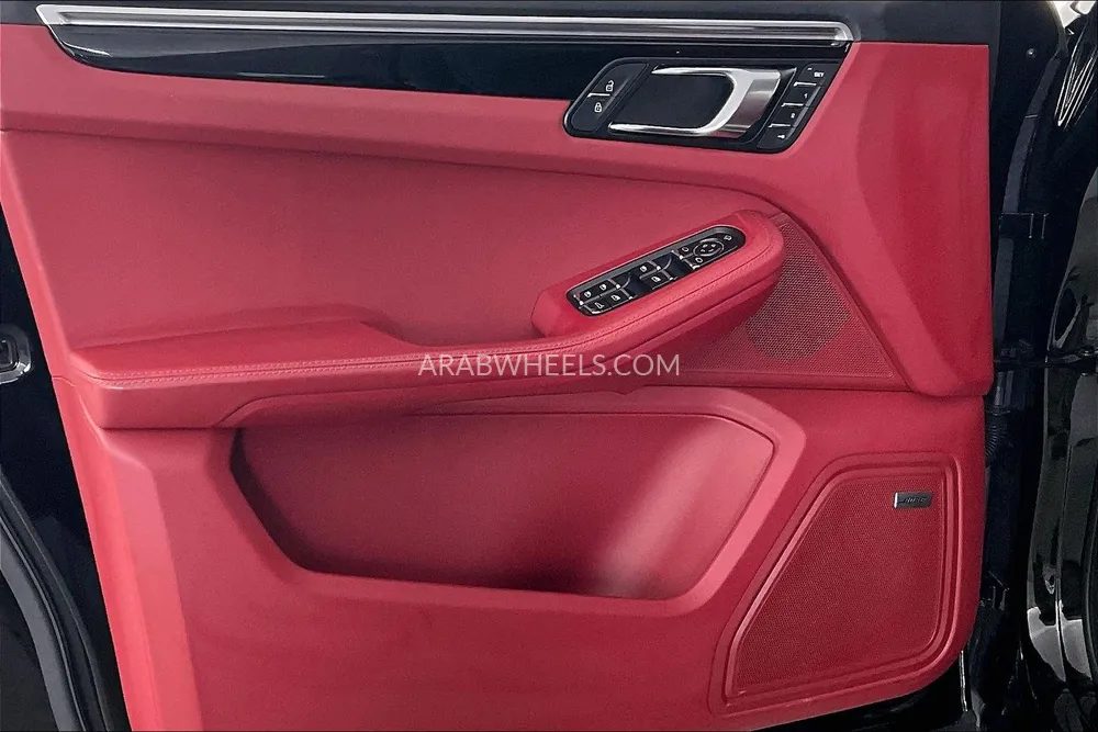 بورشه ماكان 2024 for Sale in الشارقة Image-19